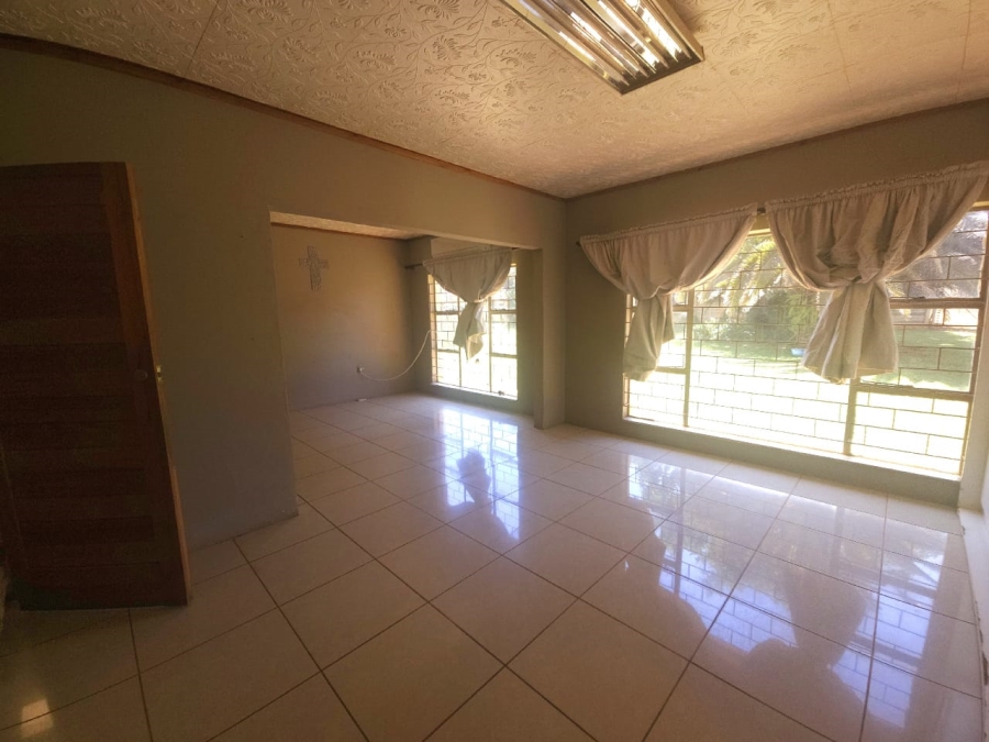 To Let 4 Bedroom Property for Rent in Hartbeespoort Rural North West